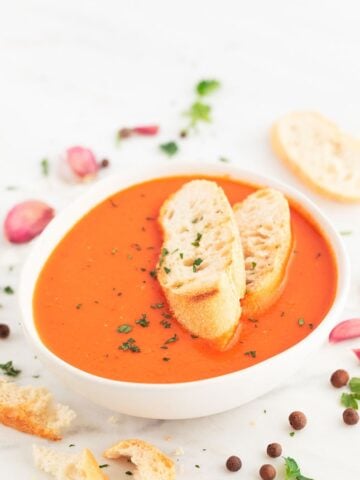 Photo of a bowl of vegan tomato soup